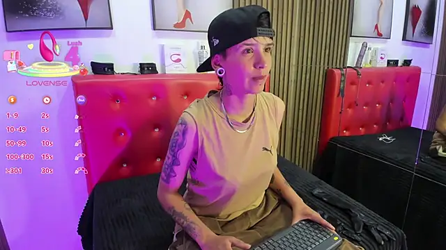 naughty girlwd online show from December 2025 03:16:02 AM