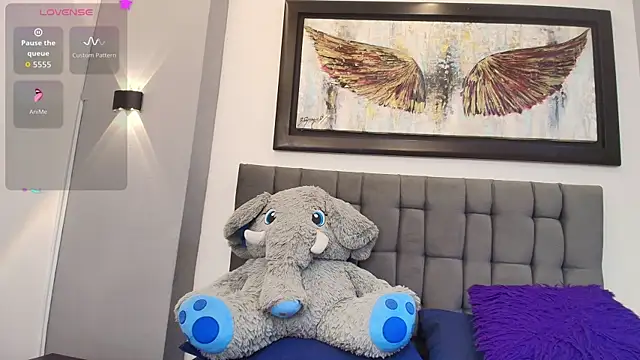 Snapshot of Andre_cloefoxx_ chatting on December 2025 04:29:01 AM Andre cloefoxx online show from December 2025 04:29:01 AM