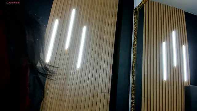 Snapshot of Andre_cloefoxx_ chatting on April 2026 03:02:02 AM Andre cloefoxx online show from April 2026 03:02:02 AM