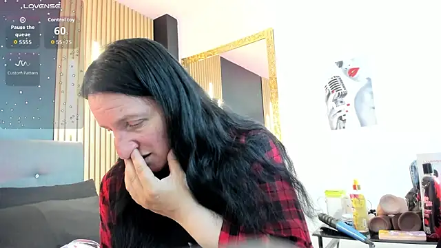 Snapshot of Andre_cloefoxx_ chatting on April 2026 02:48:01 AM Andre cloefoxx online show from April 2026 02:48:01 AM