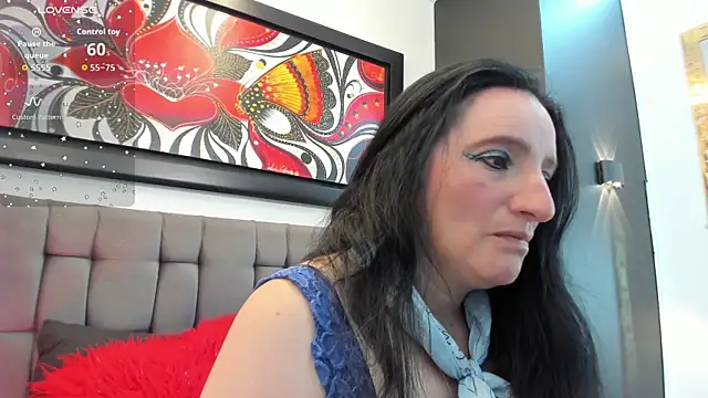 Snapshot of Andre_cloefoxx_ chatting on April 2026 01:06:02 PM Andre cloefoxx online show from April 2026 01:06:02 PM