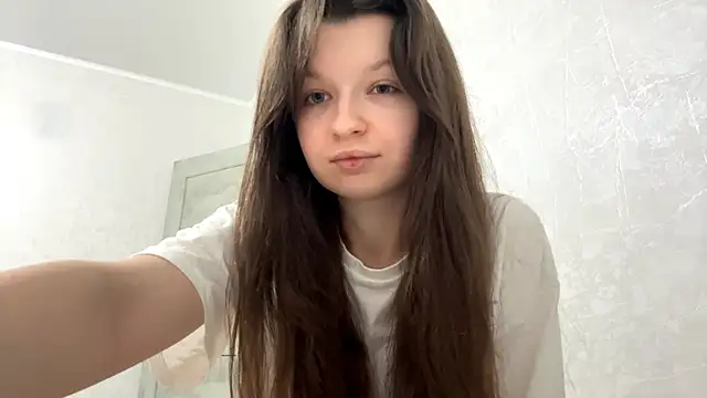 EllieBerrie online show from December 2025 05:29:02 PM