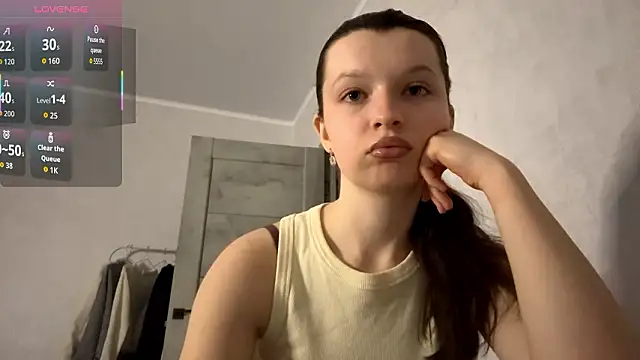 Snapshot of EllieBerrie chatting on March 2026 05:40:02 PM EllieBerrie online show from March 2026 05:40:02 PM