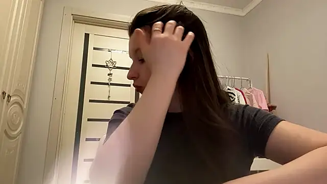 Snapshot of EllieBerrie chatting on February 2026 05:12:02 PM EllieBerrie online show from February 2026 05:12:02 PM