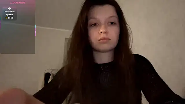 Snapshot of EllieBerrie chatting on March 2026 03:45:01 PM EllieBerrie online show from March 2026 03:45:01 PM