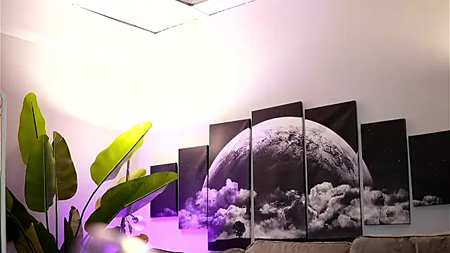 Ivy Trix online show from March 2026 07:42:01 PM