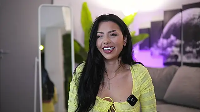 Ivy Trix online show from March 2026 06:20:01 PM