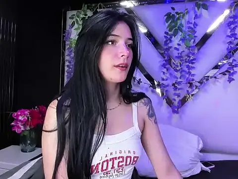 Snapshot of liinzy_rouse69 chatting on February 2026 03:24:01 PM liinzy rouse69 online show from February 2026 03:24:01 PM