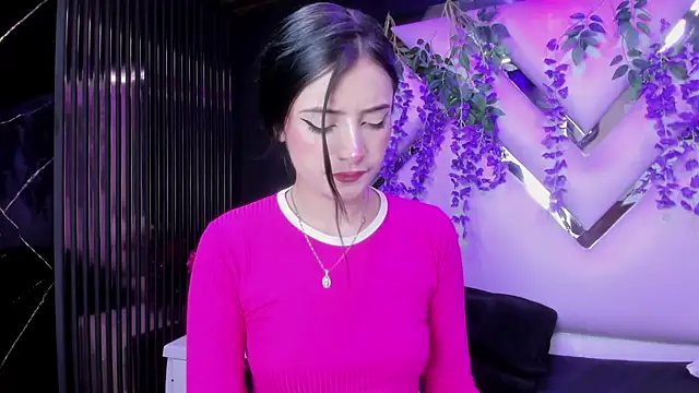 liinzy rouse69 online show from April 2026 03:46:02 PM