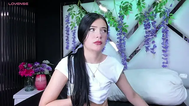 liinzy rouse69 online show from March 2026 01:57:01 PM