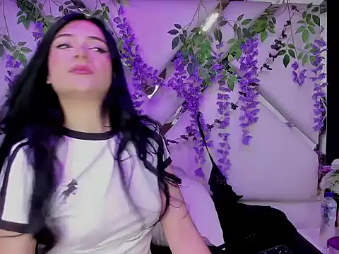 Snapshot of liinzy_rouse69 chatting on January 2026 03:04:02 PM liinzy rouse69 online show from January 2026 03:04:02 PM