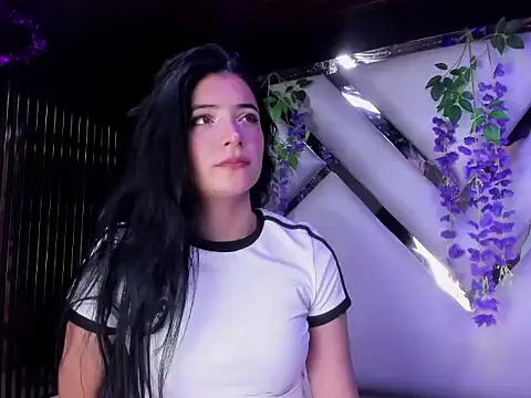 Snapshot of liinzy_rouse69 chatting on February 2026 02:50:01 PM liinzy rouse69 online show from February 2026 02:50:01 PM