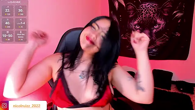 Nicolle Ruizz online show from December 2025 10:40:01 AM