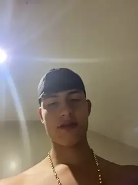 Lander Cruz online show from June 2026 09:03:01 PM
