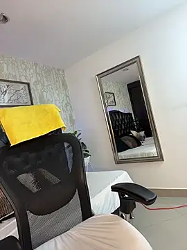 Lander Cruz online show from February 2026 08:19:02 PM