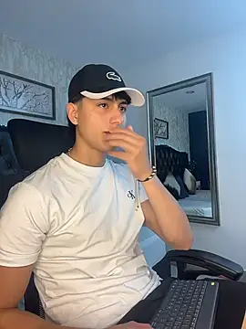 Lander Cruz online show from February 2026 08:29:01 PM