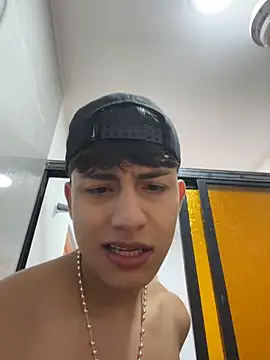 Lander Cruz online show from May 2026 05:20:02 PM