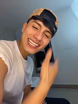 Lander Cruz online show from February 2026 06:08:01 PM