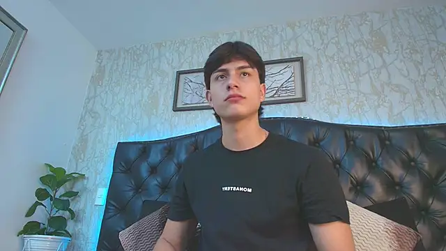 Lander Cruz online show from February 2026 07:52:02 PM