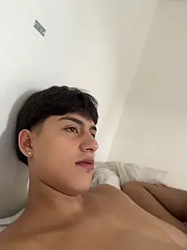 Lander Cruz online show from June 2026 04:18:02 PM