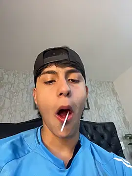 Lander Cruz online show from December 2025 08:36:02 PM