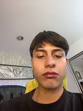 Lander Cruz online show from February 2026 07:38:01 PM