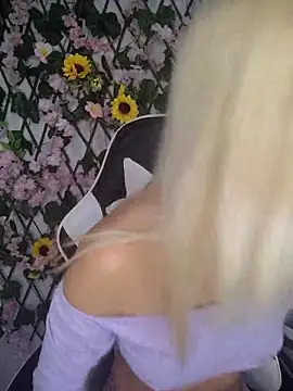 KasumiSophia online show from April 2026 12:22:01 PM