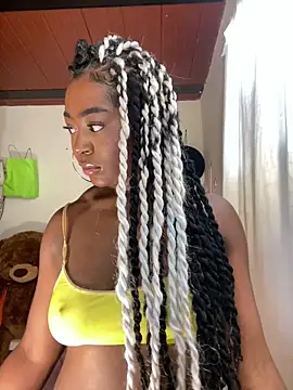 Cynthia es online show from April 2026 03:05:01 PM