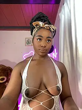 Cynthia es online show from March 2026 06:26:02 PM