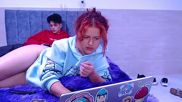 hottie couplee online show from January 2026 10:57:01 PM