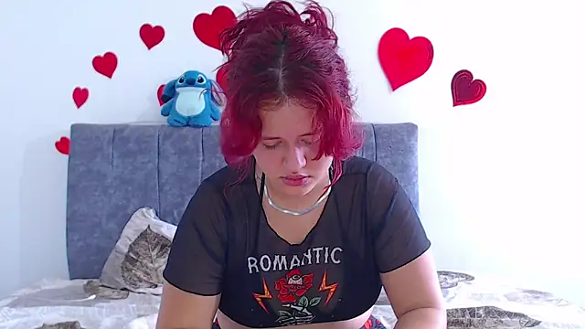 hottie couplee online show from July 2026 10:43:02 PM