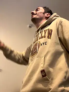 andresbale online show from December 2025 01:17:01 AM