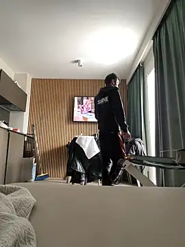 andresbale online show from February 2026 12:05:01 PM