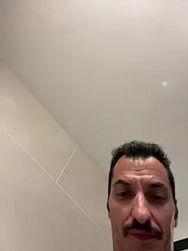 andresbale online show from March 2026 10:07:02 PM