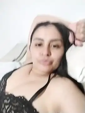 latina prohibida online show from January 2026 11:42:01 PM