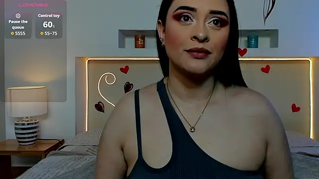 AnikaRomanoff  online show from February 2026 11:23:01 AM