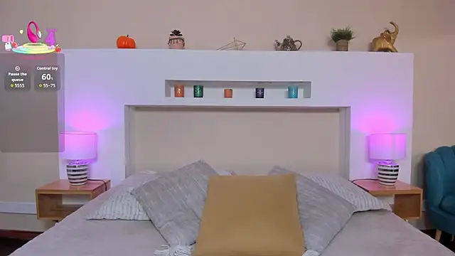 AnikaRomanoff  online show from December 2025 11:43:02 AM