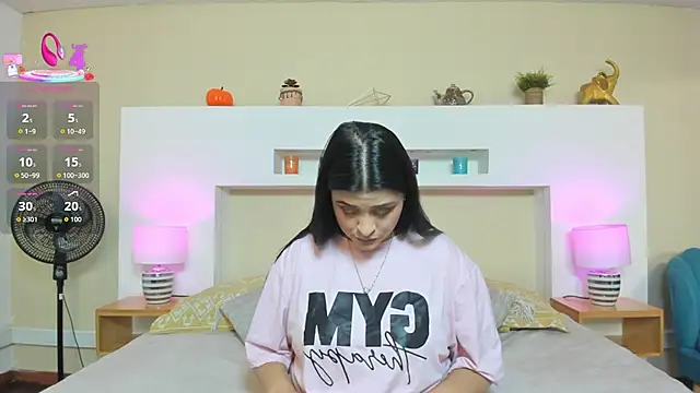 Snapshot of AnikaRomanoff_ chatting on December 2025 11:27:01 AM AnikaRomanoff online show from December 2025 11:27:01 AM