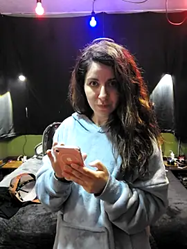 NatyMia online show from December 2025 01:45:01 AM