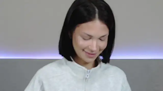 RachaelMils online show from April 2026 03:41:01 AM