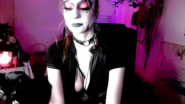 EmpressMorrigan online show from February 2026 11:43:02 AM