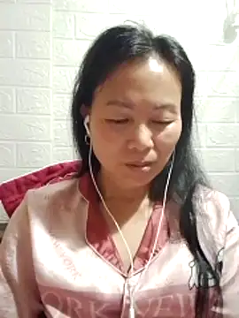 Lili-123k online show from March 2026 06:42:02 PM