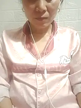 Lili-123k online show from March 2026 01:46:02 PM