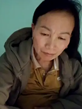 Lili-123k online show from January 2026 01:48:02 PM