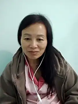 Lili-123k online show from December 2025 12:31:02 PM