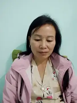 Snapshot of Lili-123k chatting on December 2025 11:38:02 AM Lili-123k online show from December 2025 11:38:02 AM