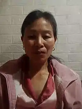 Lili-123k online show from February 2026 01:21:01 PM