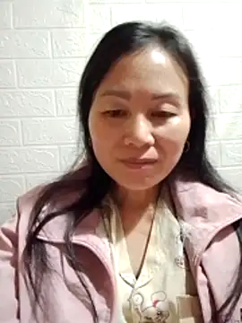 Lili-123k online show from February 2026 01:11:01 PM