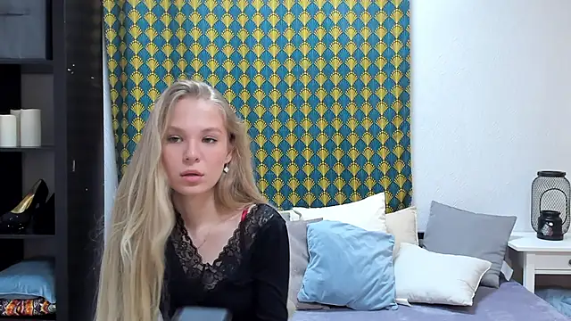 Wh1teAngelx online show from December 2025 07:43:02 AM