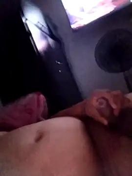 Snapshot of tragon01sexi chatting on December 2025 08:05:02 AM tragon01sexi online show from December 2025 08:05:02 AM